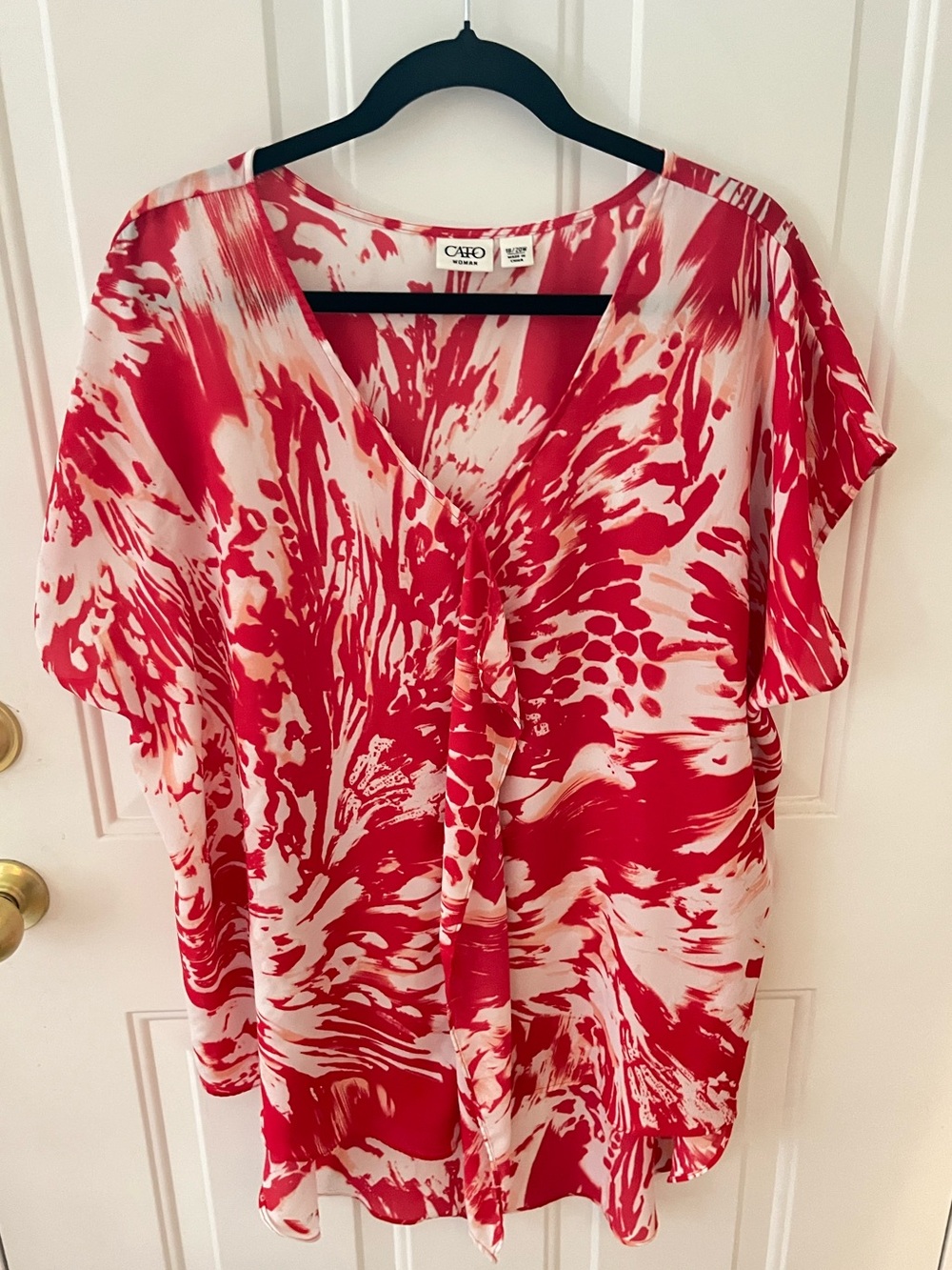 Cato Woman 18/20W Red Pink Abstract Floral Ruffle Blouse